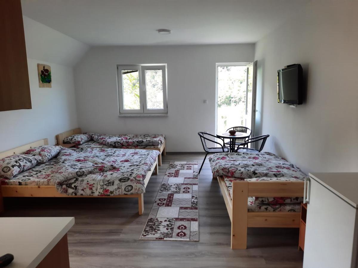 Apartmani Vila Na Drini Foca Eksteriør billede