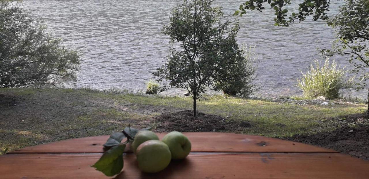 Apartmani Vila Na Drini Foca Eksteriør billede